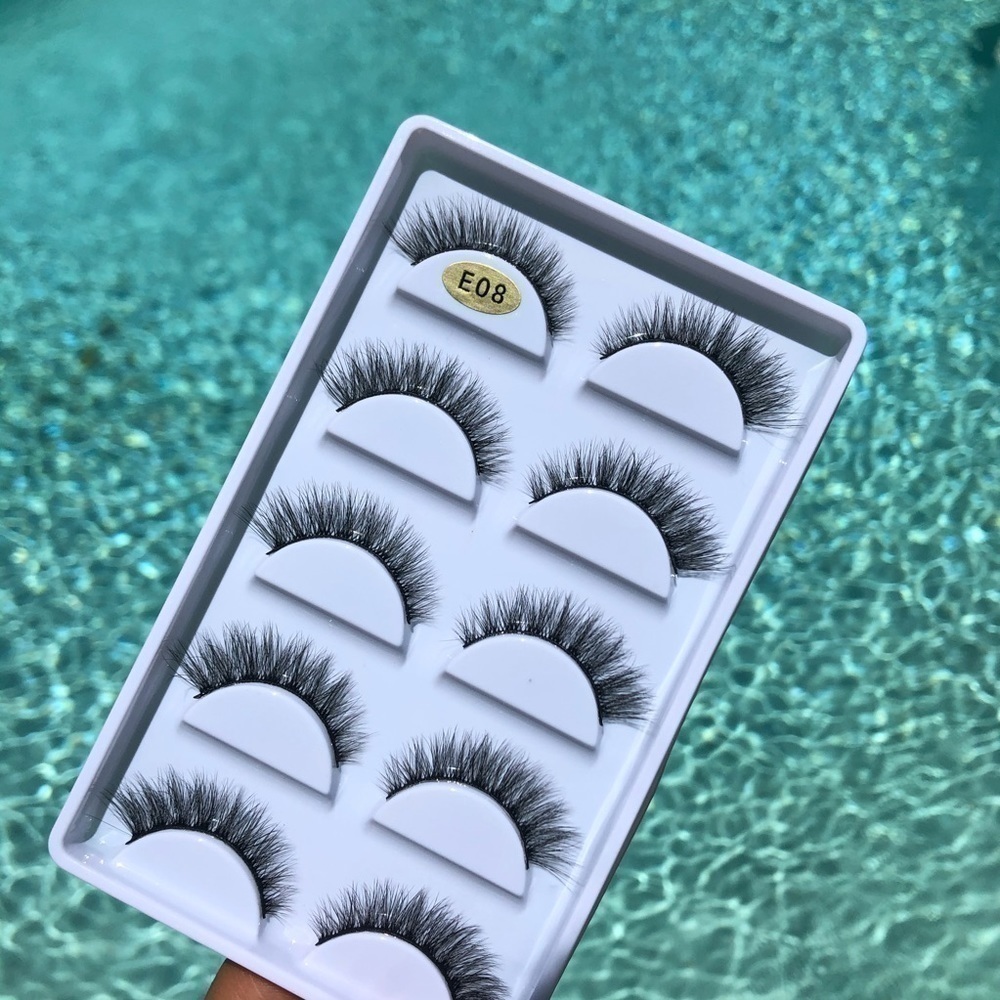 5 pair lashes - Picture 3 of 8